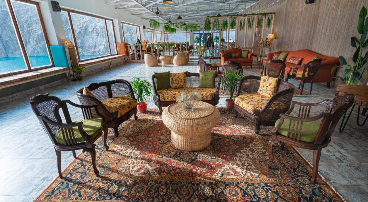 Luxus Hunza Attabad Lake Resort Karimabad  외부 사진